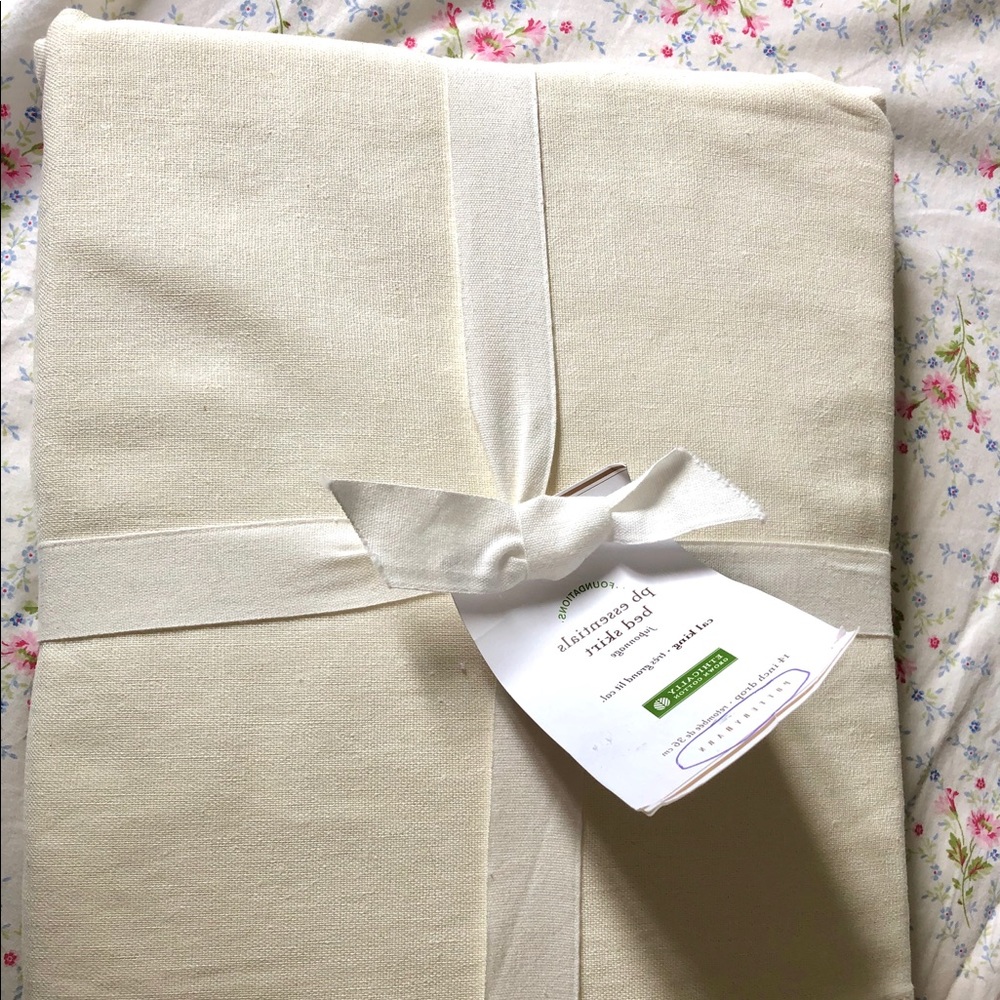 Pottery Barn Juponnage Cal King Bedskirt